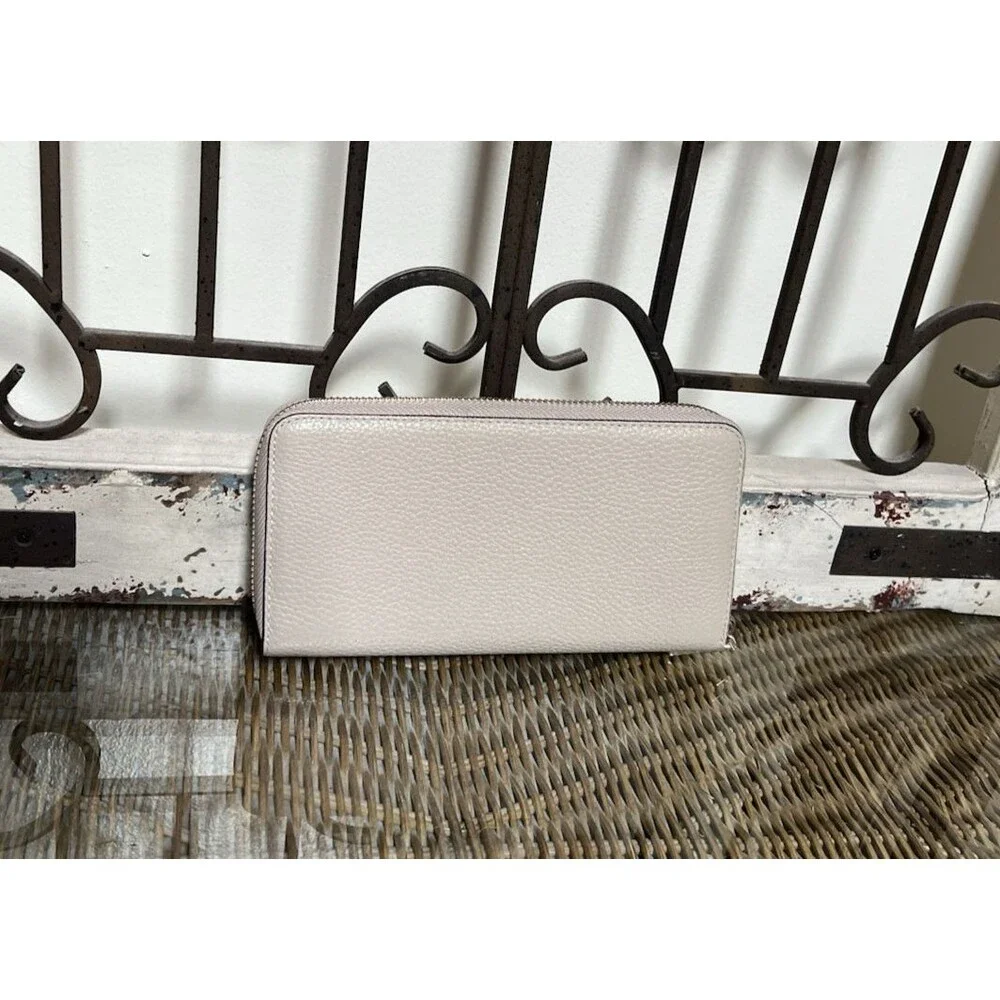 Kate Spade New York Leila Large Continental Zippy Wallet Light Sand & White
